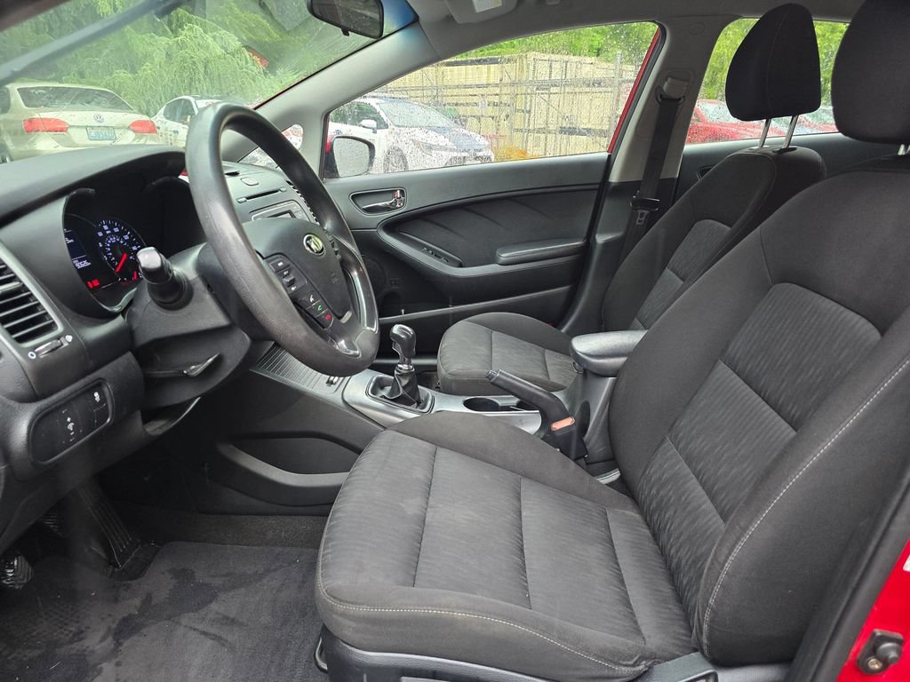Used 2016 Kia Forte LX FWD image 8