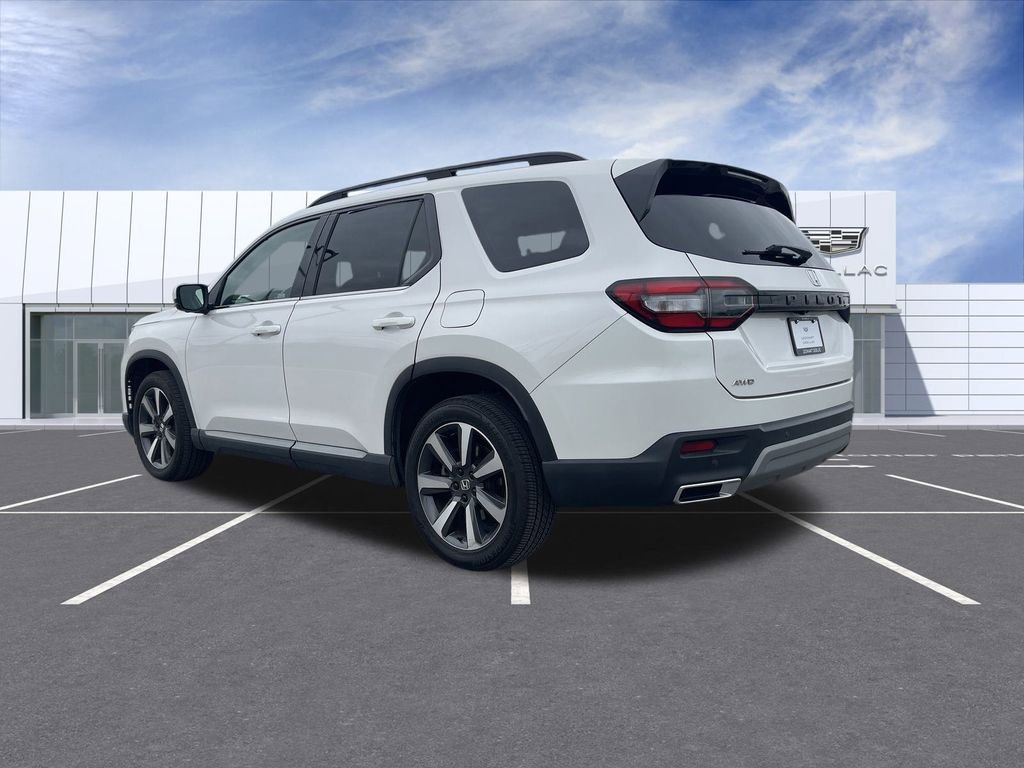 Used 2023 Honda Pilot Elite image 6