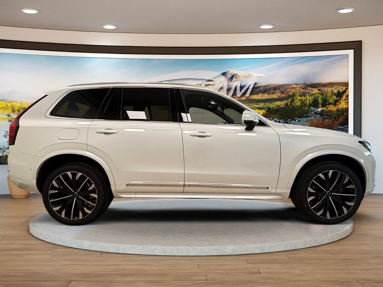 New 2026 Volvo XC90 B6 Plus w/ Protection Package AWD/4WD image 4