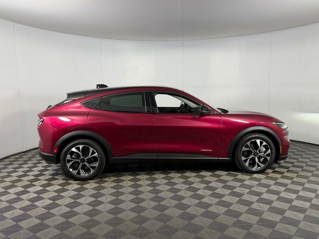 Used 2025 Ford Mustang Mach-E Select RWD image 4