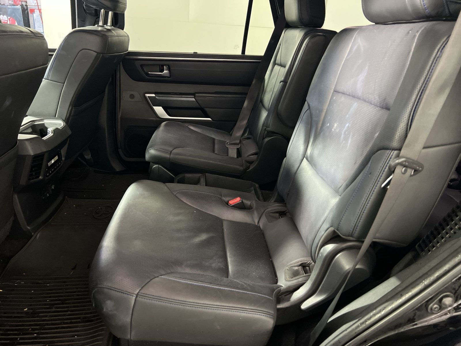 Used 2024 Toyota Sequoia Platinum AWD/4WD image 24