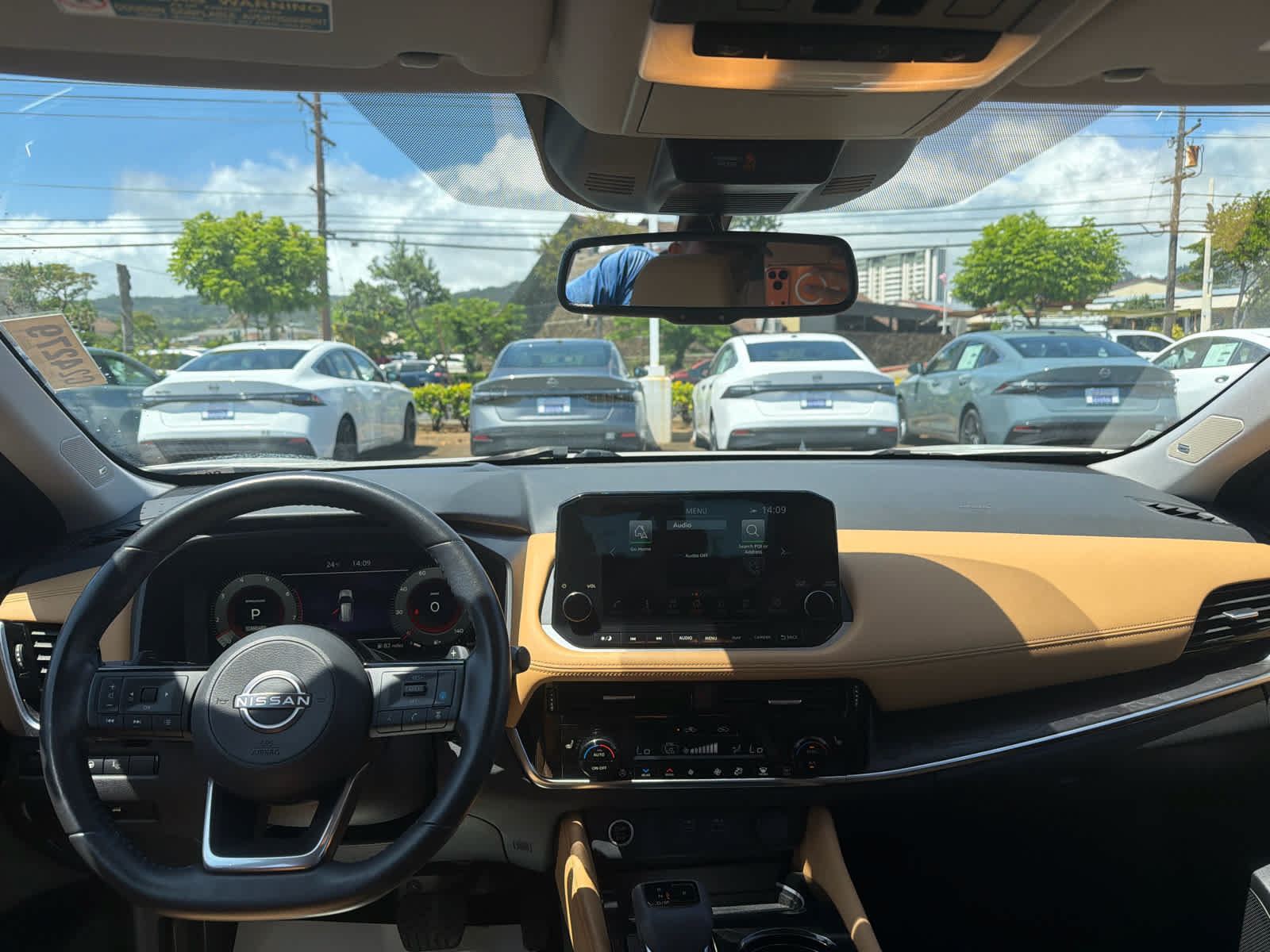 Used 2023 Nissan Rogue Platinum w/ Platinum Premium Package FWD image 10
