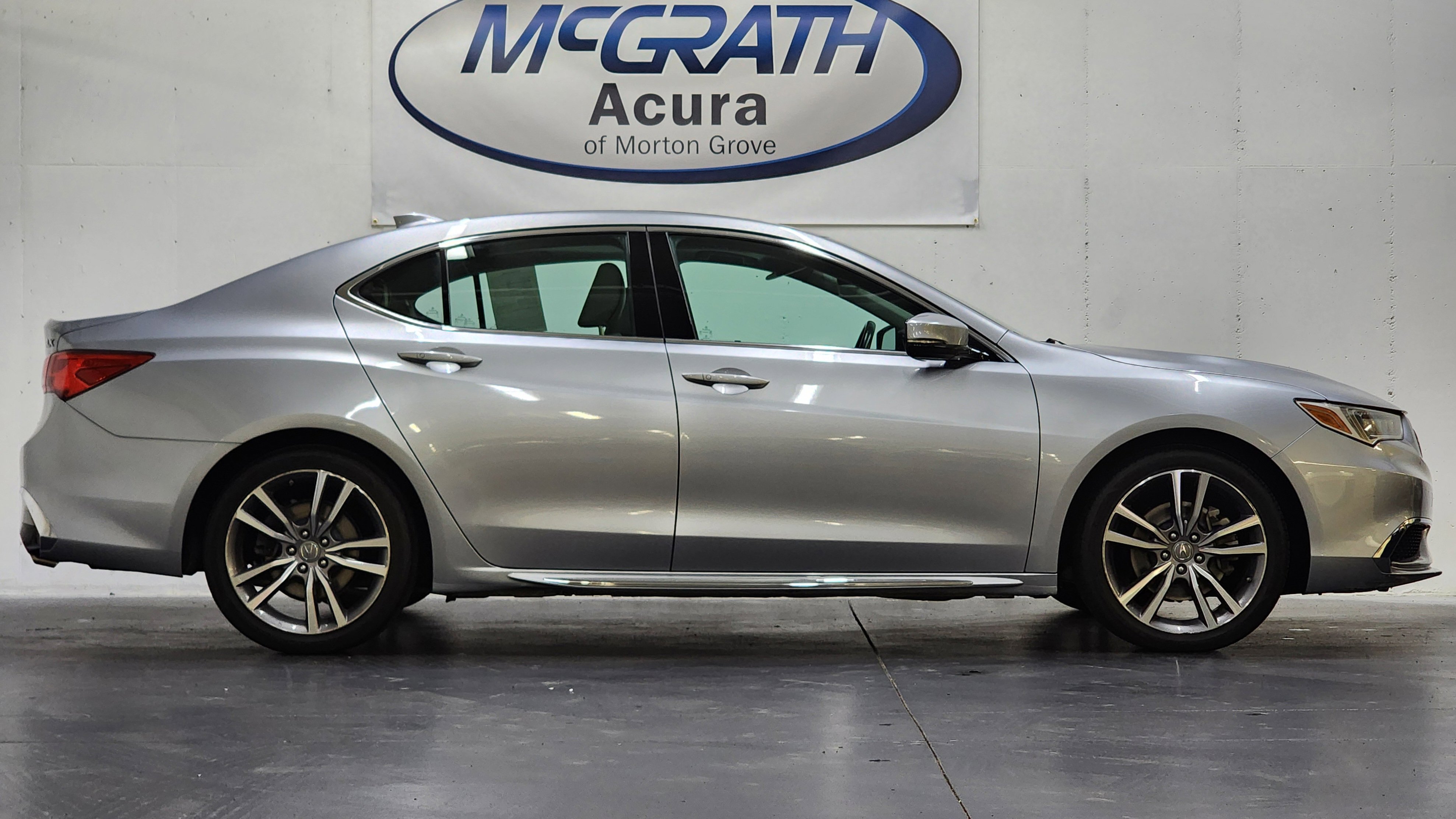 Certified 2019 Acura TLX V6 SH-AWD w/ Technology Pkg image 3