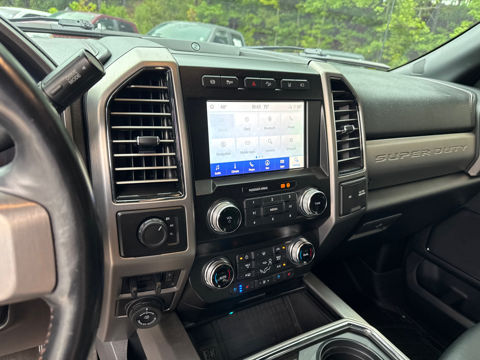 Used 2020 Ford F450 Platinum w/ FX4 Off-Road Package AWD/4WD image 27