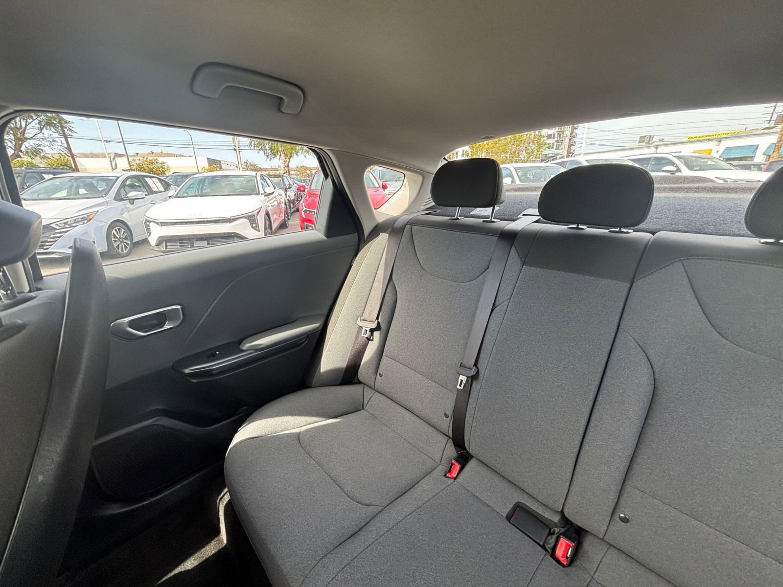 Used 2025 Kia K4 LXS image 42