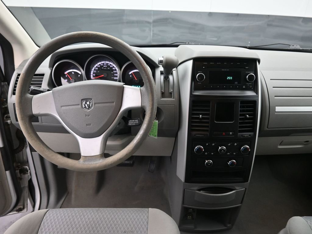 Used 2010 Dodge Grand Caravan SE w/ Climate Group FWD image 11