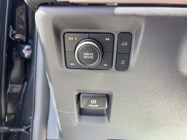 New 2025 Ford Expedition Active image 18