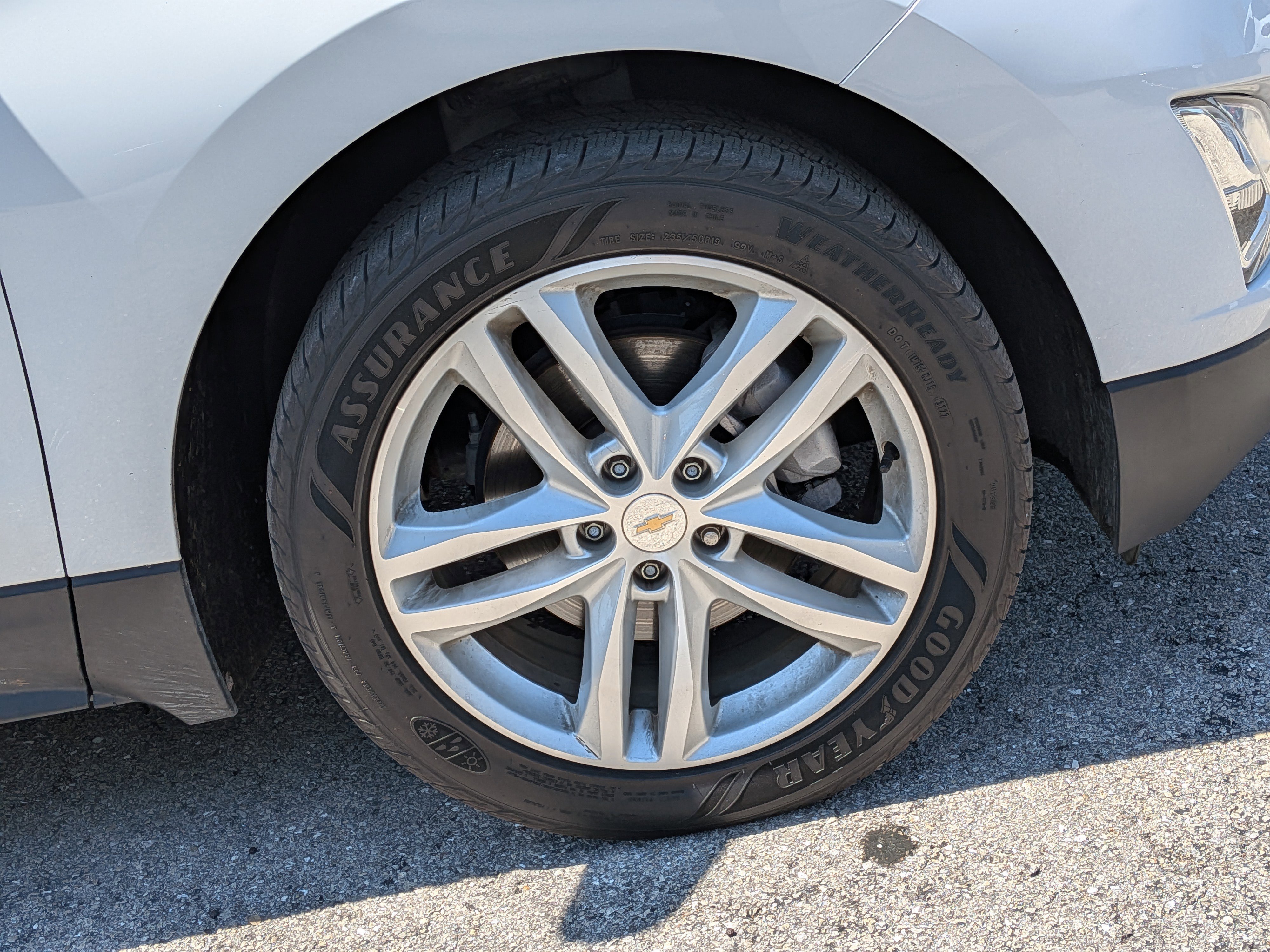 Used 2020 Chevrolet Equinox Premier image 11