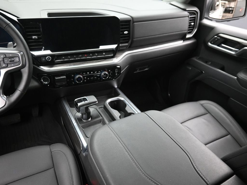 Used 2025 Chevrolet Silverado 1500 LTZ w/ LTZ Premium Package image 14