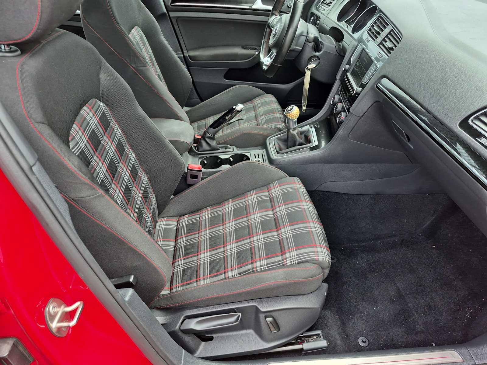 Used 2017 Volkswagen GTI S FWD image 20