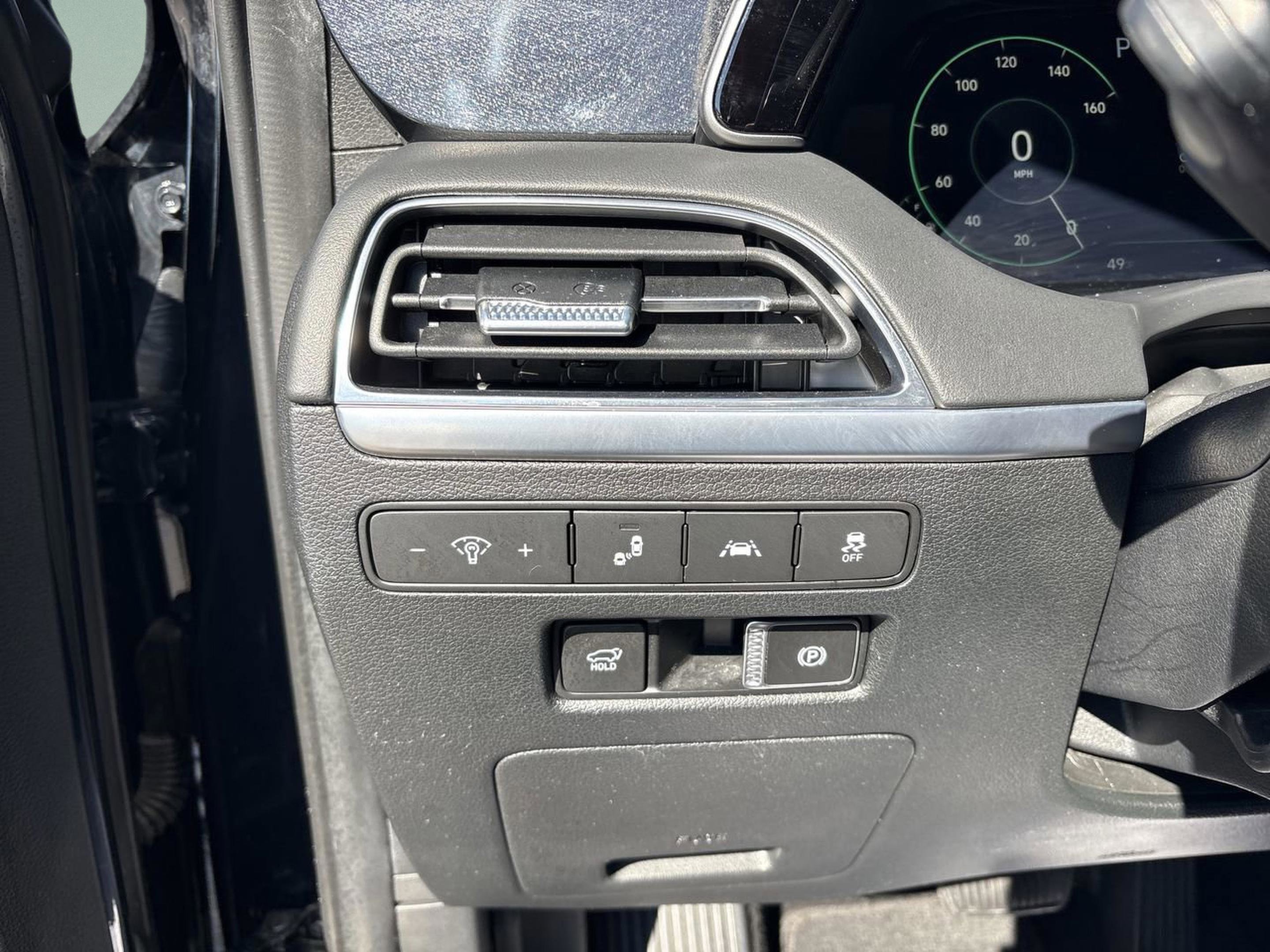 Used 2022 Hyundai Palisade Limited image 23