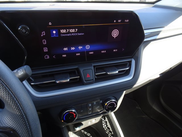 Used 2024 Chevrolet TrailBlazer LS FWD image 19