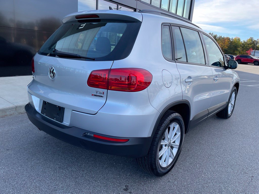 Used 2018 Volkswagen Tiguan Limited AWD/4WD image 4