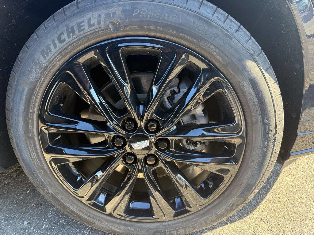 Used 2022 Cadillac XT6 Premium Luxury w/ Technology Package image 24