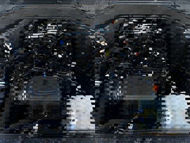 Used 2023 Ford Explorer XLT image 36