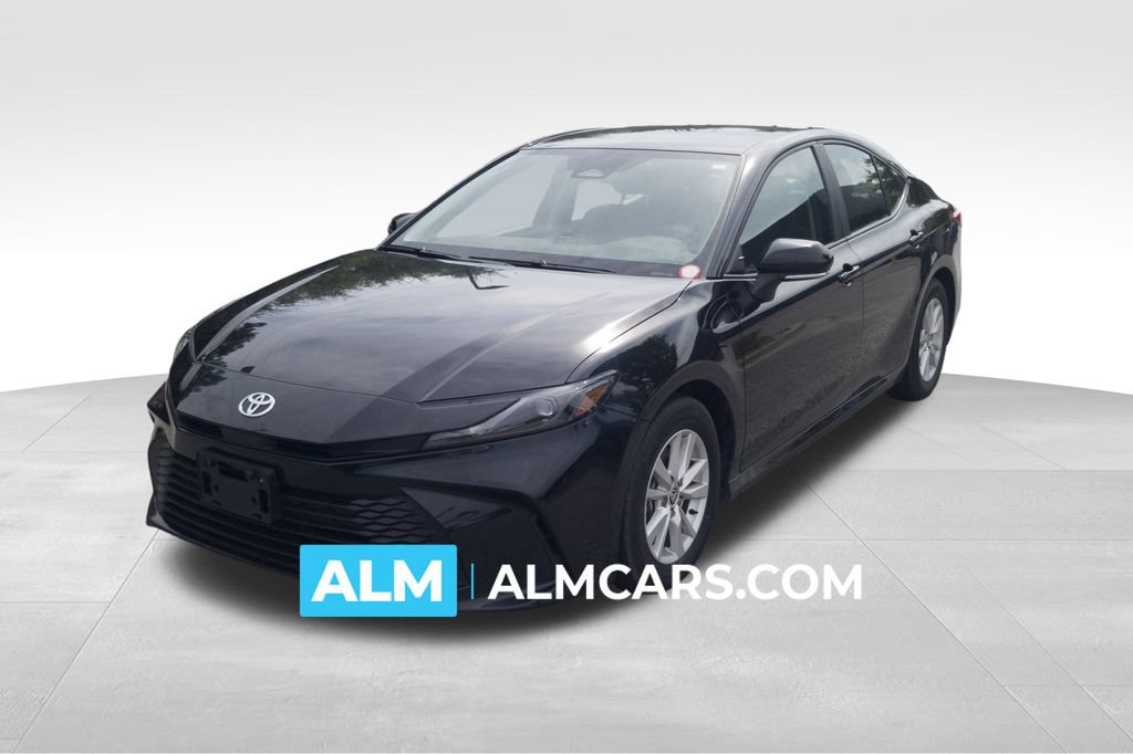 Used 2025 Toyota Camry LE FWD image 1