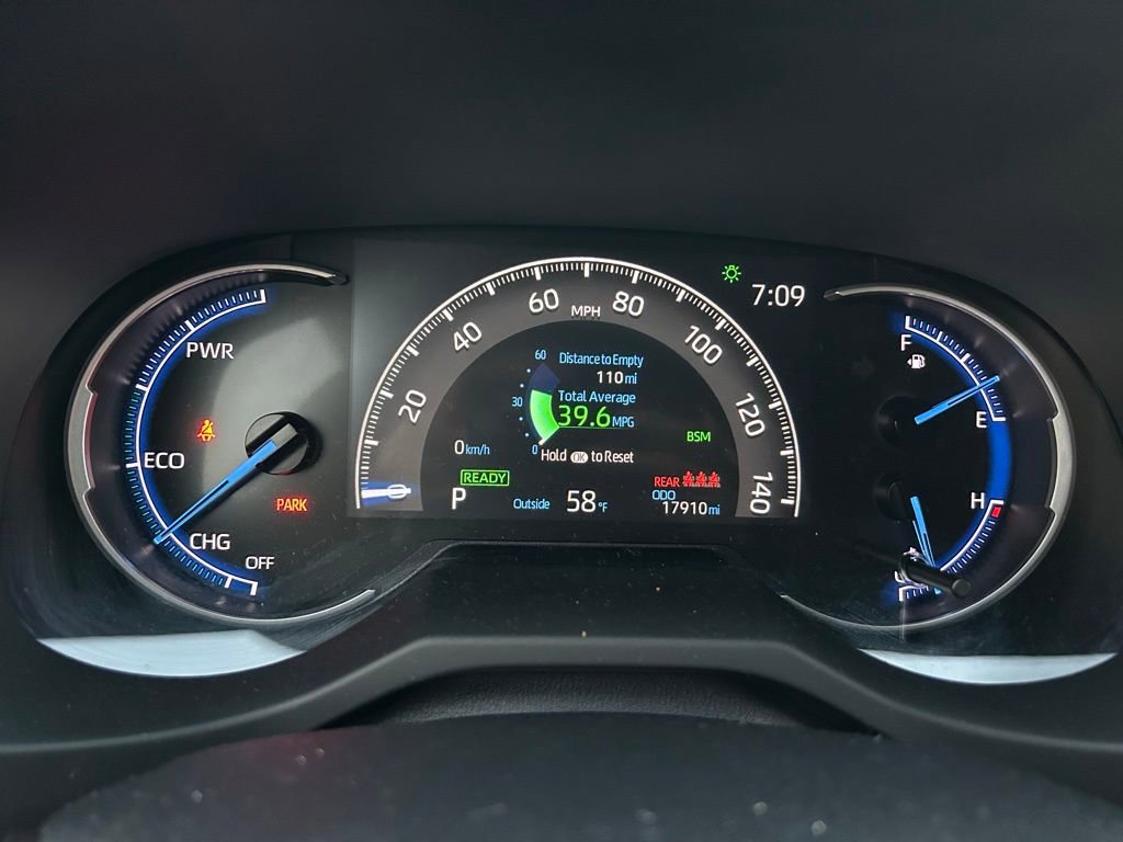 Certified 2025 Toyota RAV4 XSE image 23