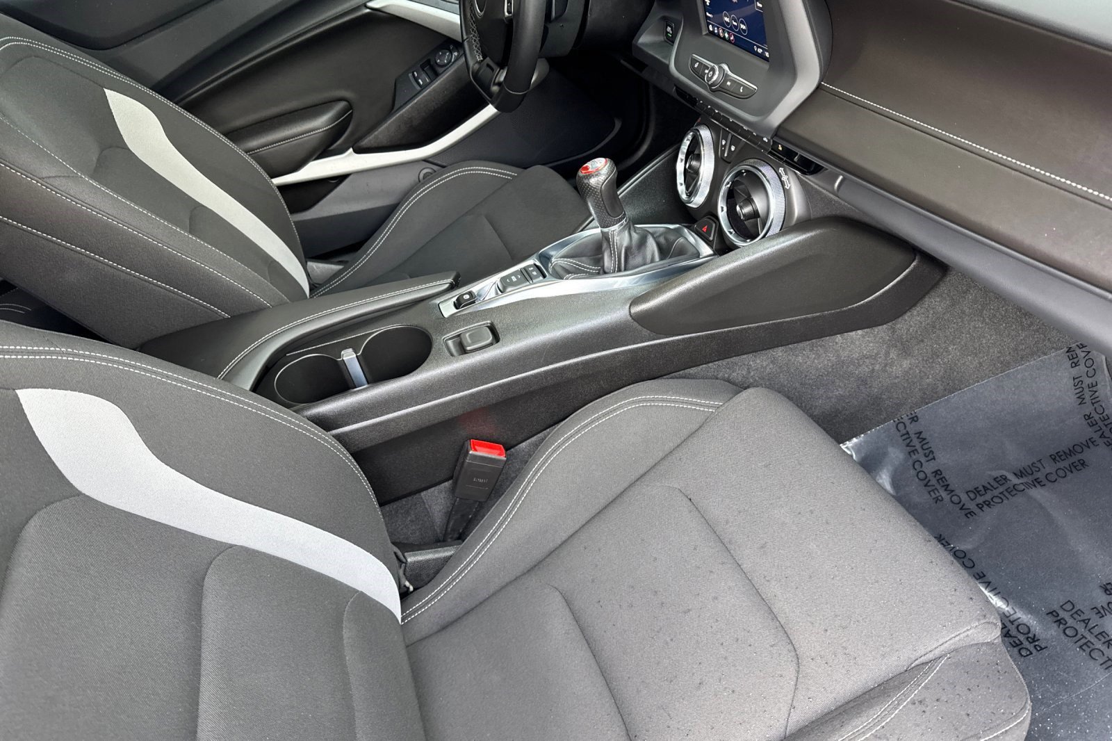 Used 2023 Chevrolet Camaro LT RWD image 30