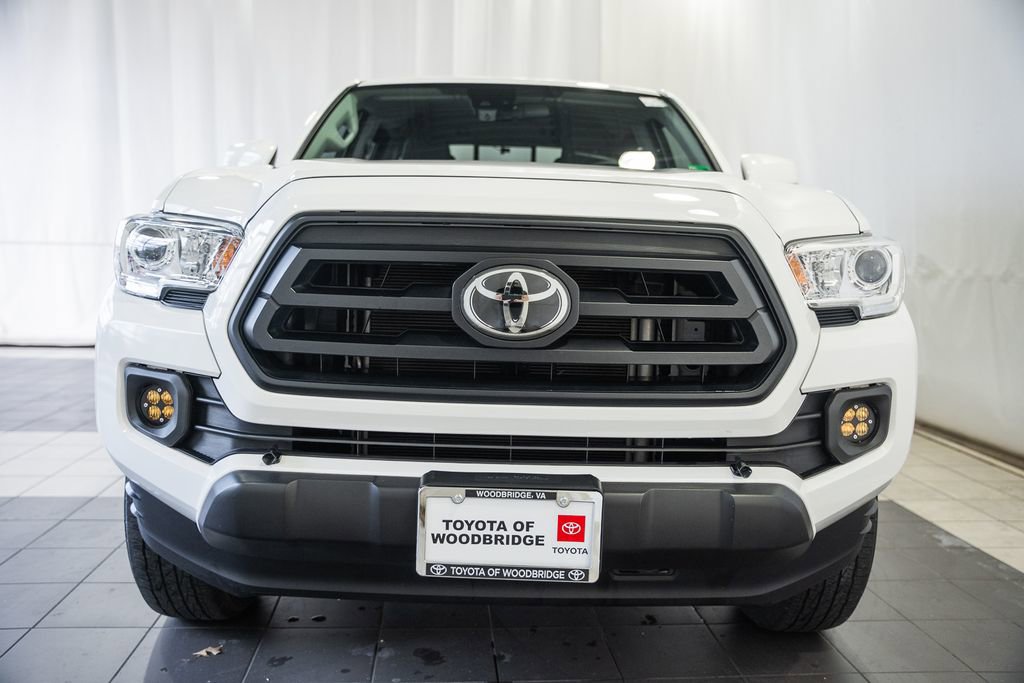 Used 2021 Toyota Tacoma SR w/ SR Convenience Package image 2