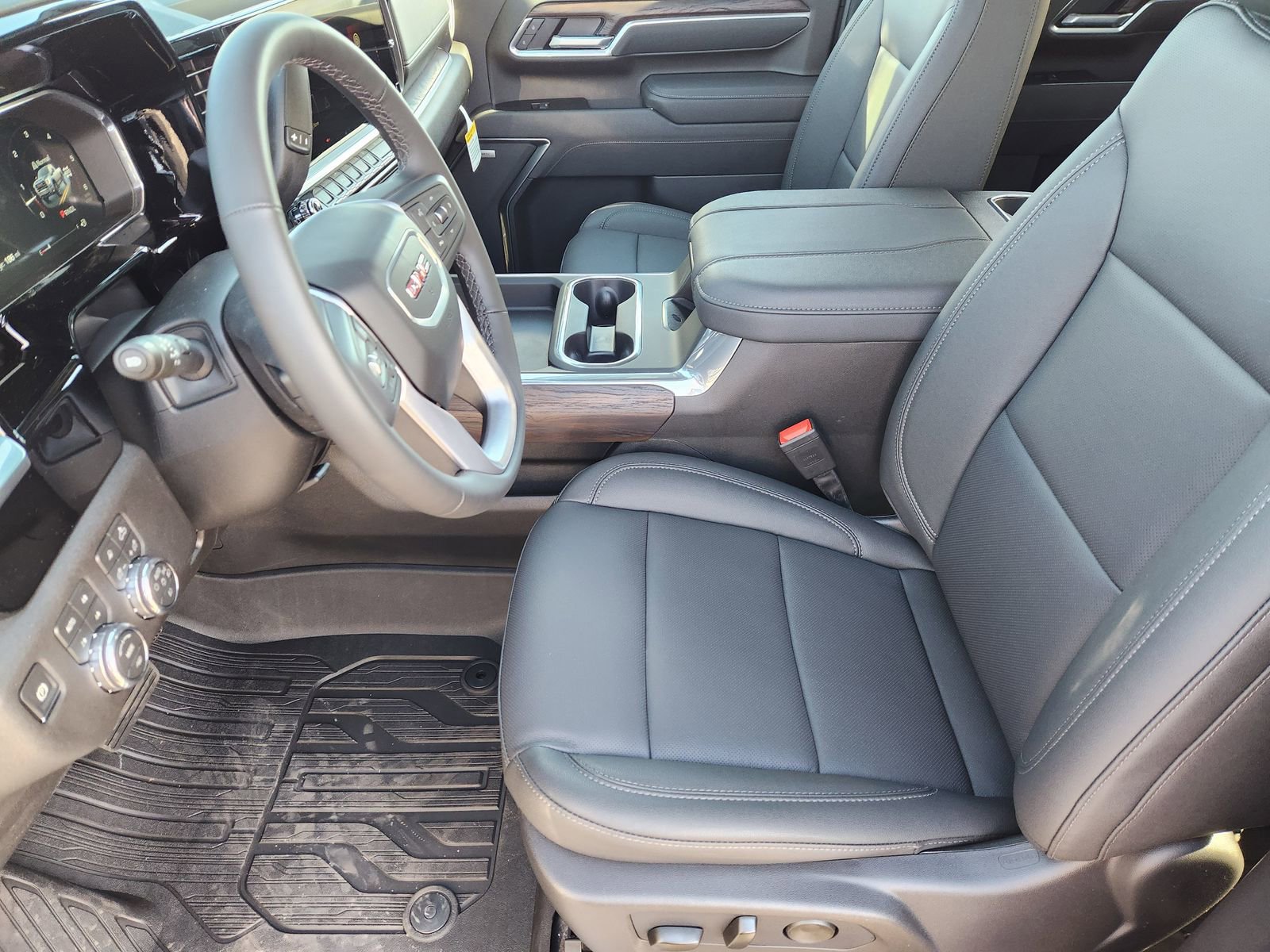 New 2026 GMC Sierra 2500 SLT w/ Texas SLT Premium Package image 15