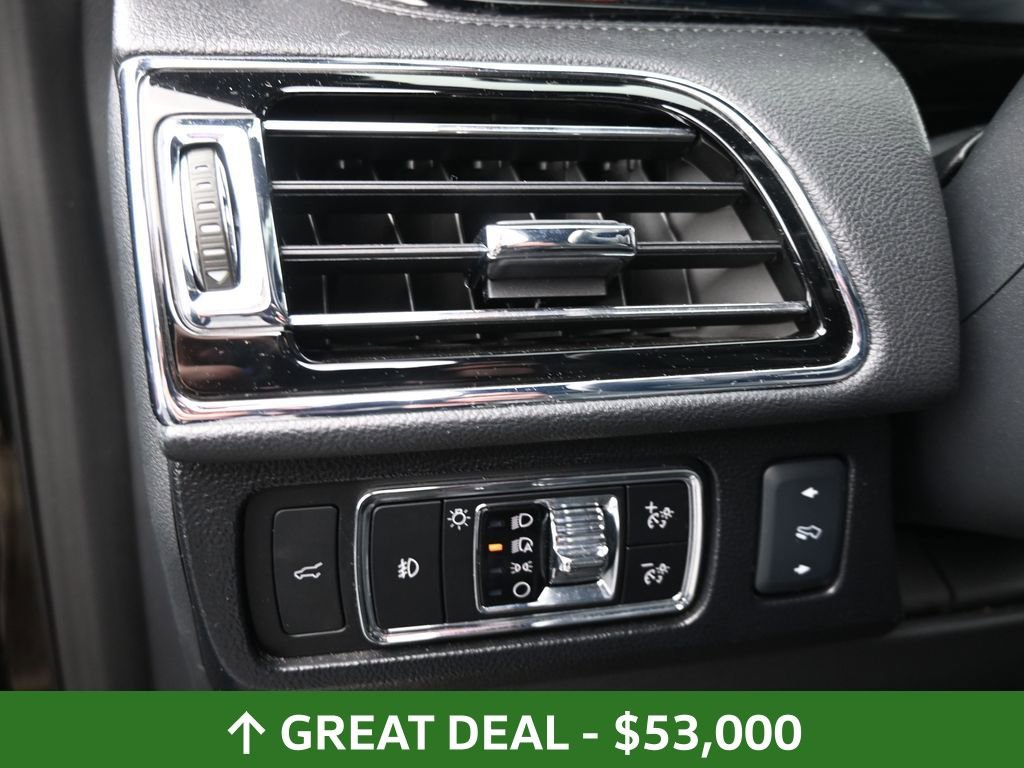 Used 2024 Lincoln Navigator Premiere image 23