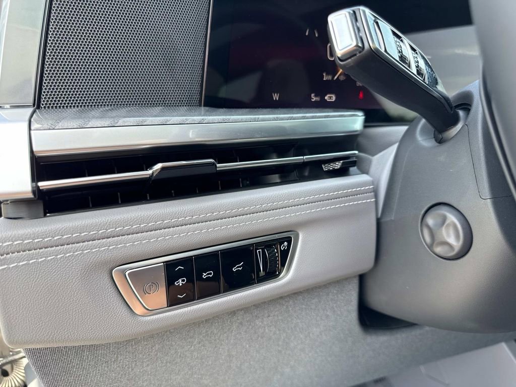 New 2026 Cadillac Escalade IQ Luxury 1 image 32