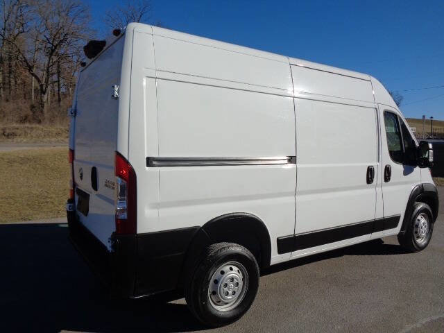 Used 2023 RAM ProMaster 2500 w/ Driver Convenience Group image 6