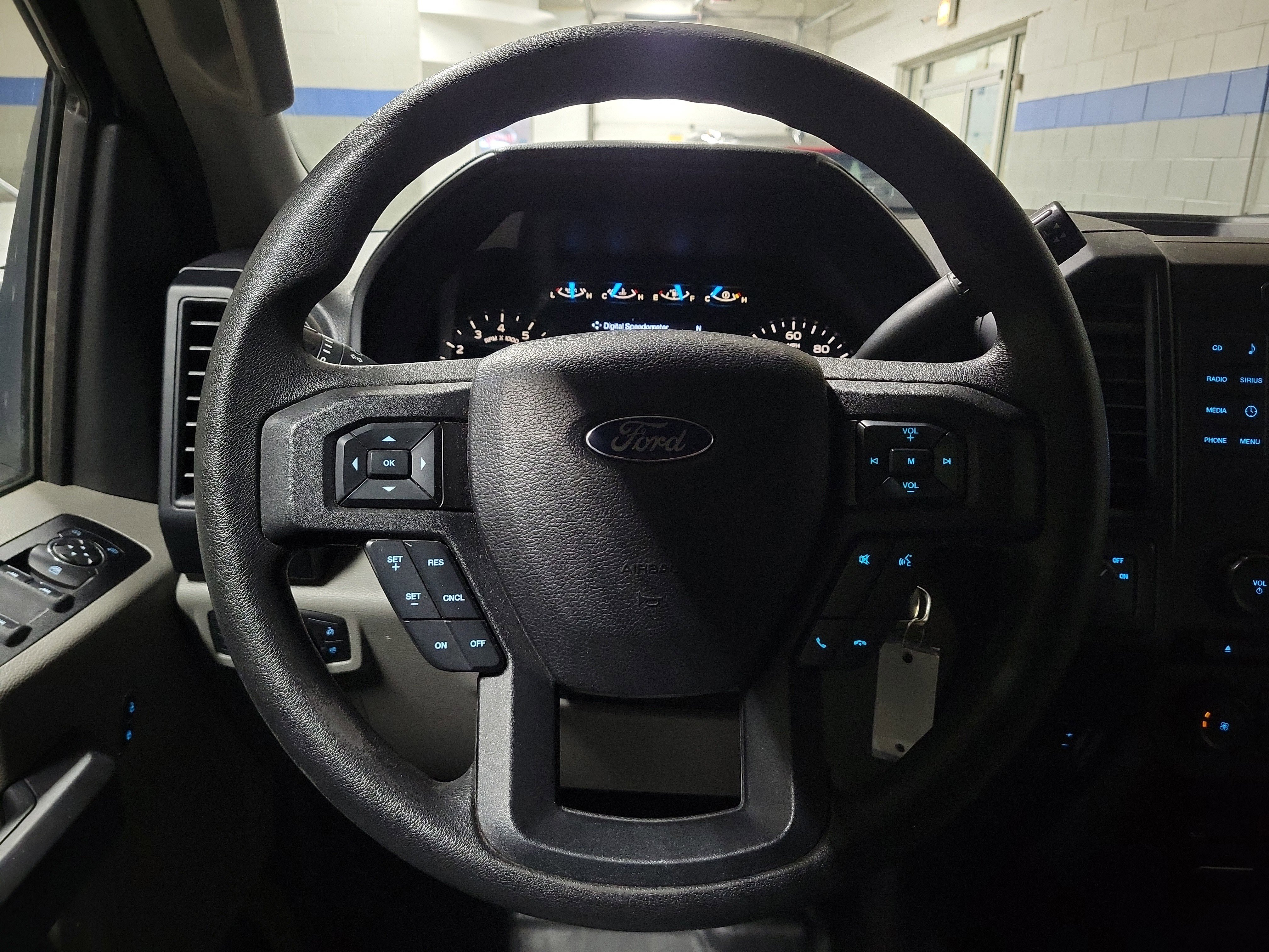 Used 2016 Ford F150 XL w/ Equipment Group 101A Mid image 22