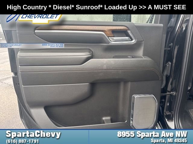 Used 2024 Chevrolet Silverado 2500 High Country AWD/4WD image 21
