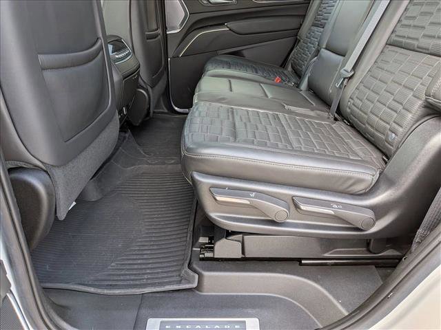 Used 2023 Cadillac Escalade Sport Platinum w/ LPO, ONYX Package image 19