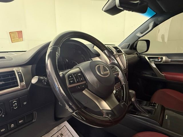 Used 2020 Lexus GX 460 Premium w/ Premium Package image 17