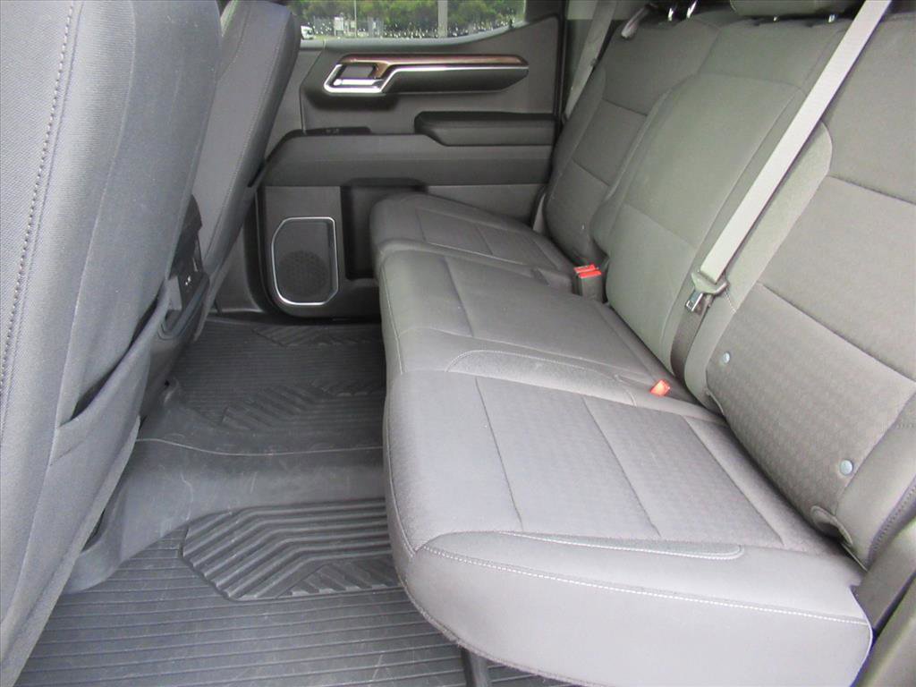 Used 2023 Chevrolet Silverado 1500 LT Trail Boss w/ Convenience Package II AWD/4WD image 31