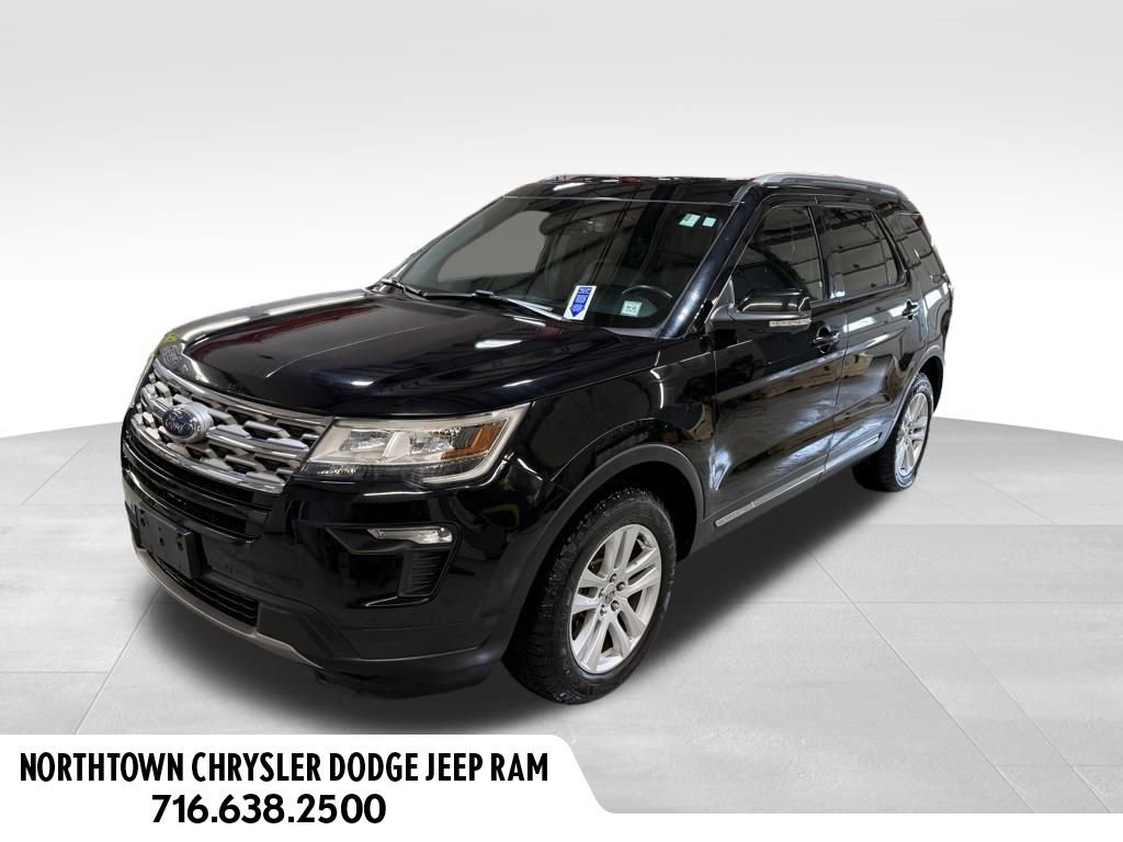 Used 2018 Ford Explorer XLT w/ Equipment Group 202A AWD/4WD image 1