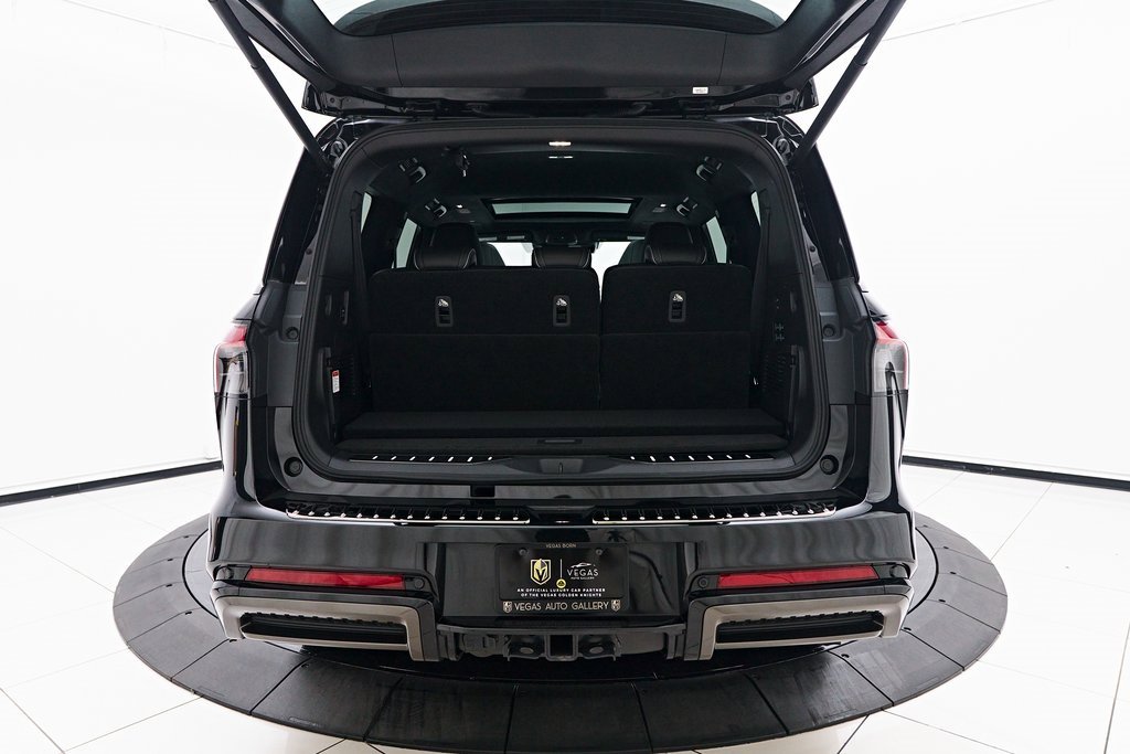 Used 2025 INFINITI QX80 Autograph w/ Autograph Exterior Package image 22