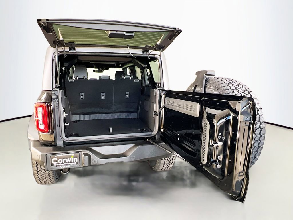 New 2025 Ford Bronco Outer Banks w/ Sasquatch Package image 15