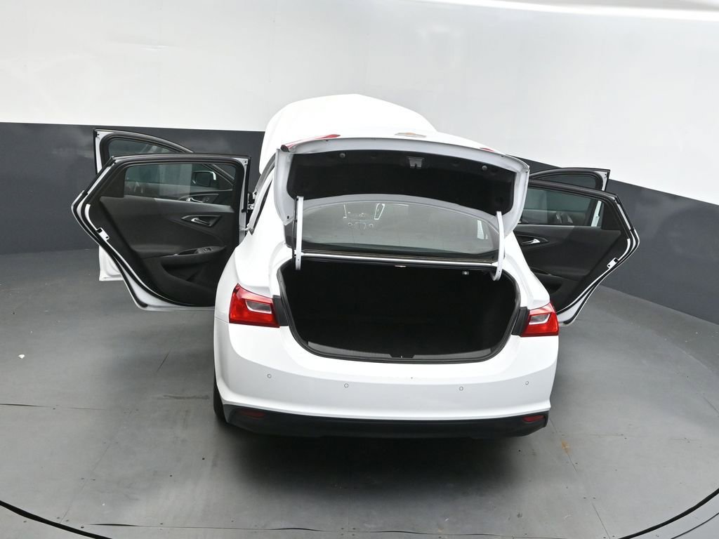 Used 2024 Chevrolet Malibu LT image 48