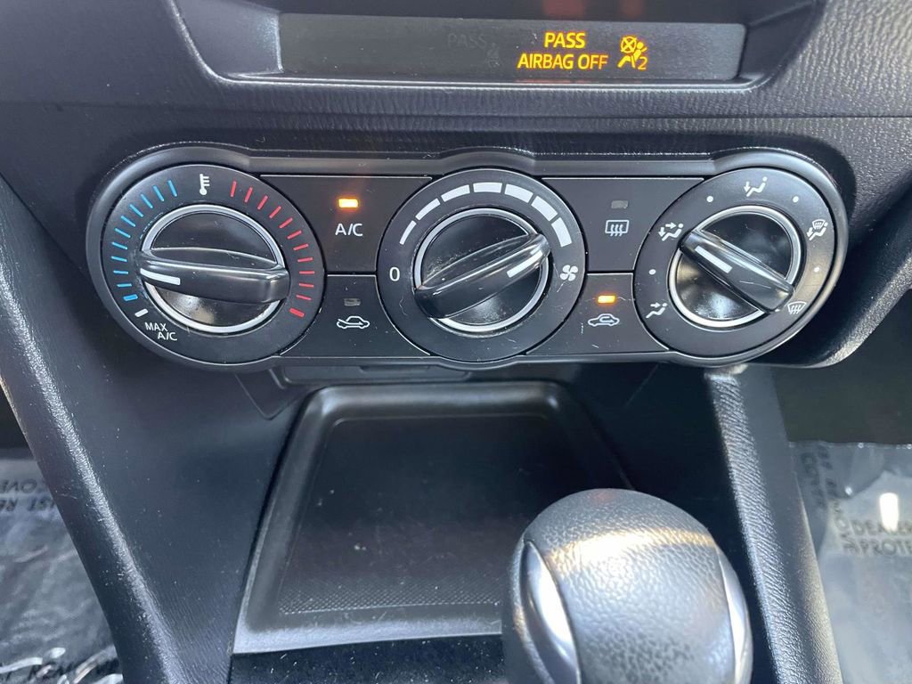 Used 2016 MAZDA MAZDA3 i Sport w/ Preferred Equipment Package FWD image 41