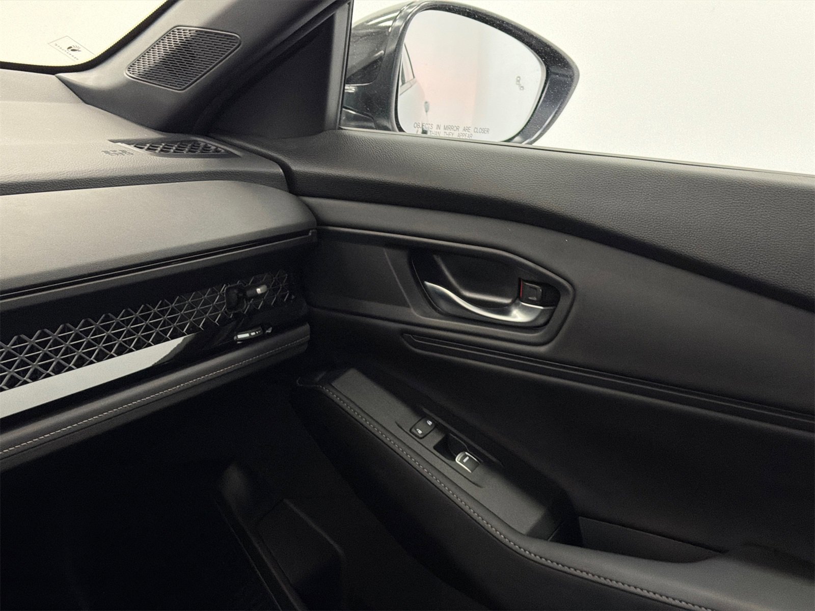 Used 2023 Honda Accord Sport image 29