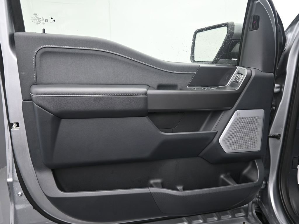 New 2025 Ford F150 Lariat w/ Equipment Group 502A High image 12