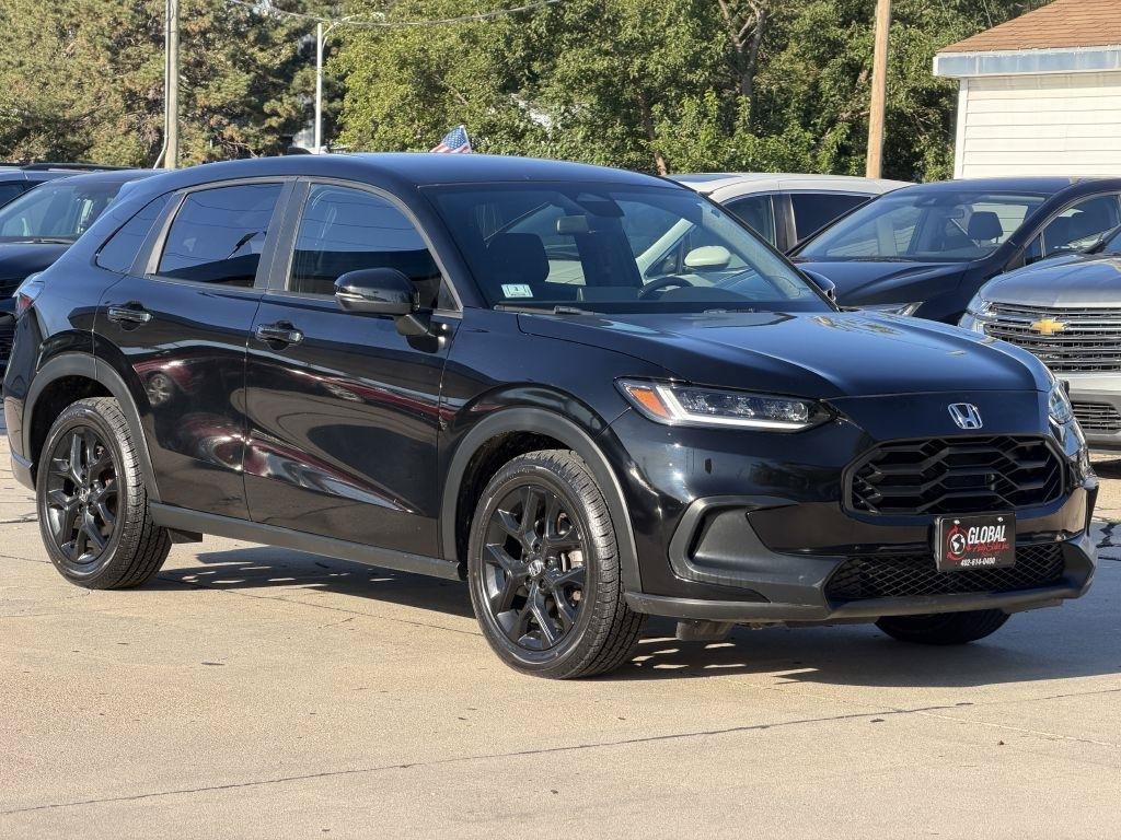 Used 2023 Honda HR-V Sport image 2