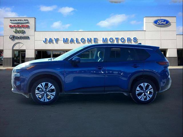 Used 2023 Nissan Rogue SV image 5