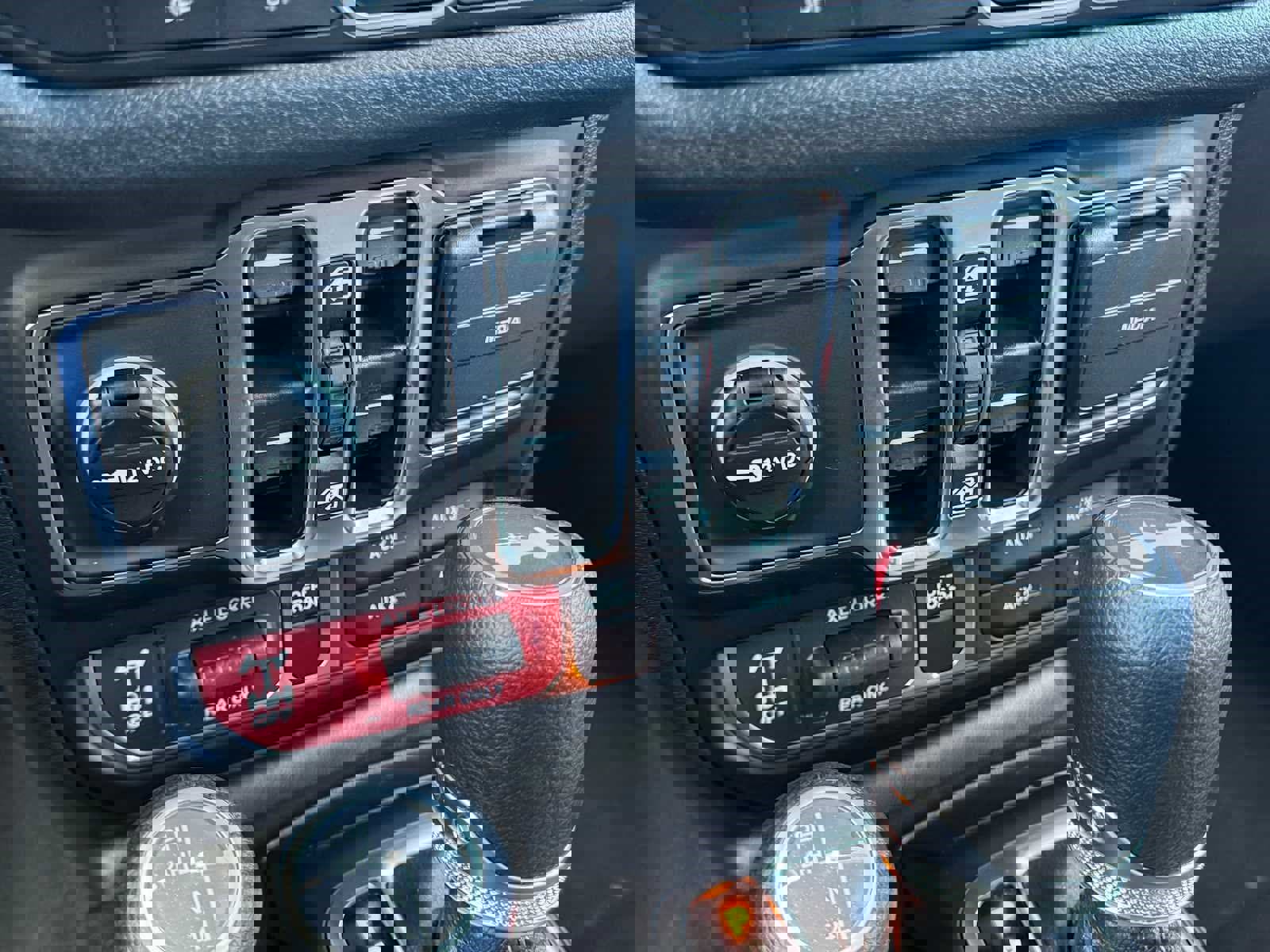 New 2026 Jeep Wrangler Unlimited Sport image 14