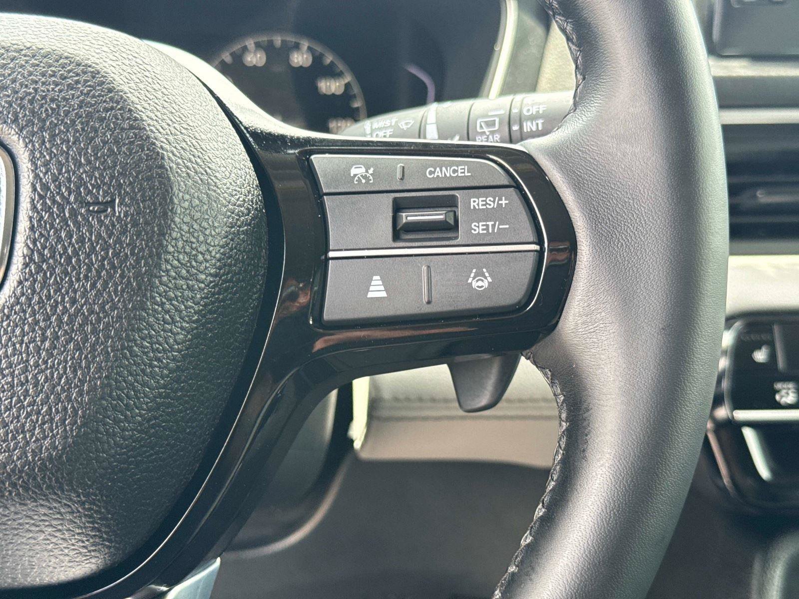 Certified 2024 Honda Pilot EX-L image 31
