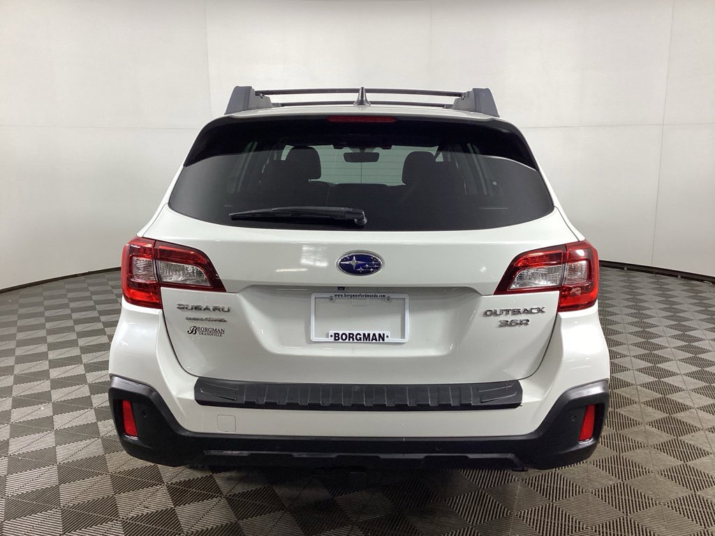 Used 2019 Subaru Outback 3.6R Limited image 3