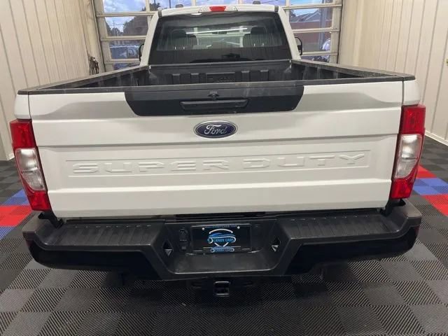 Used 2022 Ford F250 XL w/ Power Equipment Group image 5