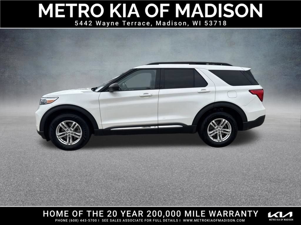 Used 2023 Ford Explorer XLT w/ Class IV Trailer Tow Package AWD/4WD image 3