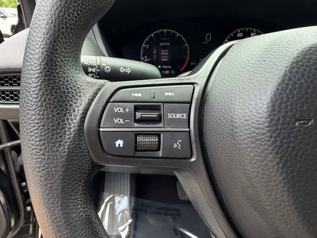 Used 2024 Honda HR-V LX image 23