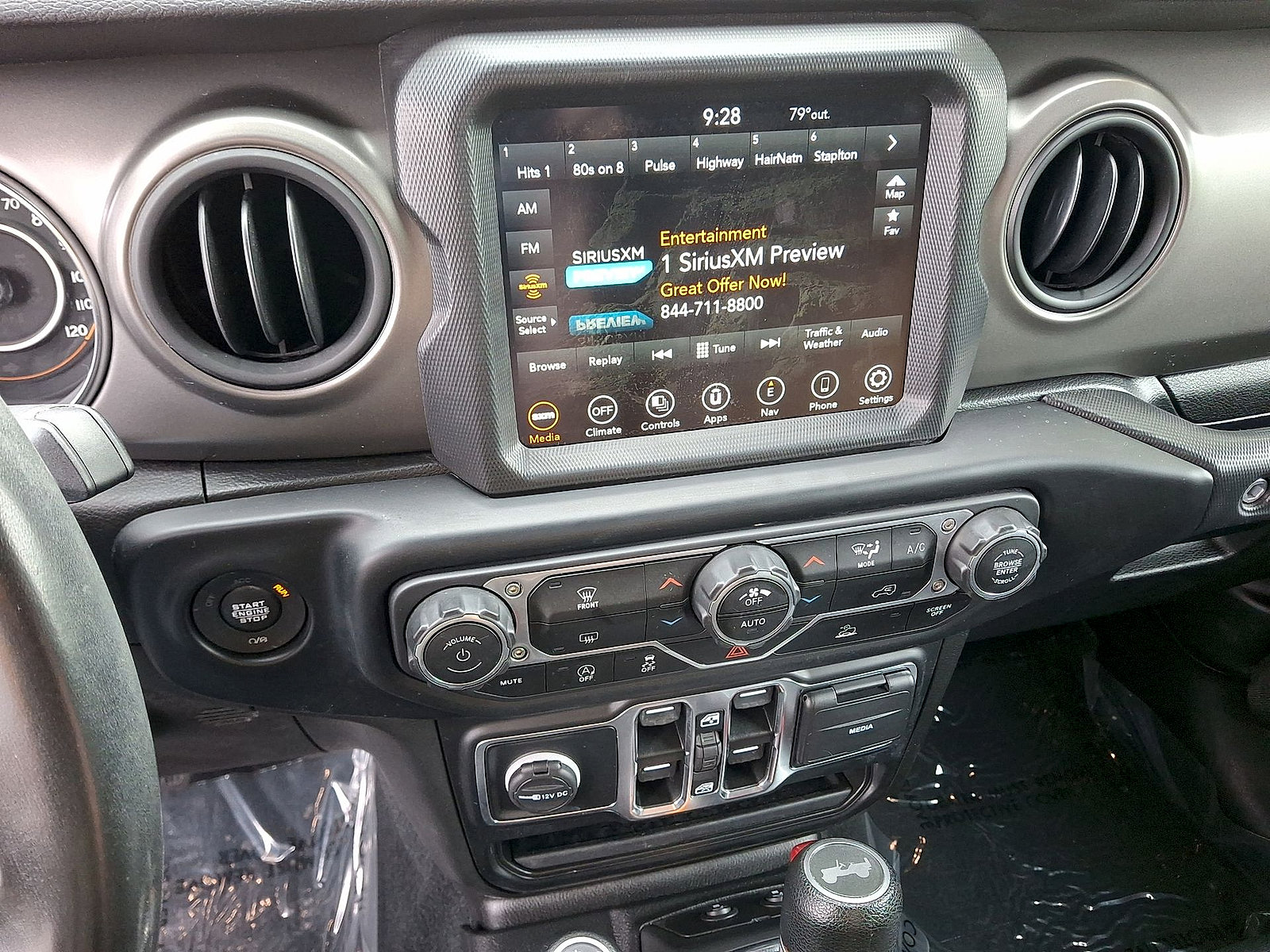 Used 2022 Jeep Wrangler Unlimited Sport AWD/4WD image 14