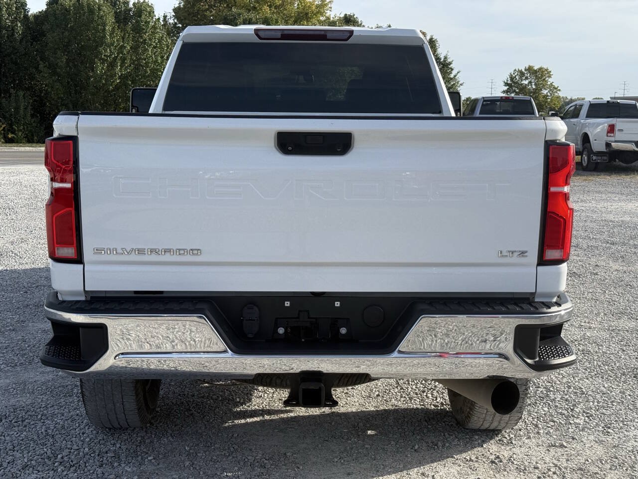 Used 2024 Chevrolet Silverado 2500 LTZ AWD/4WD image 4