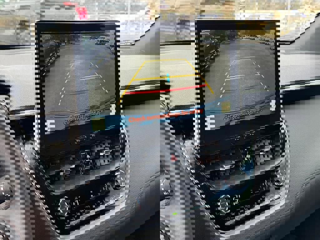 Used 2026 Toyota Corolla Cross XLE w/ Black Badges Package (TMS) image 24